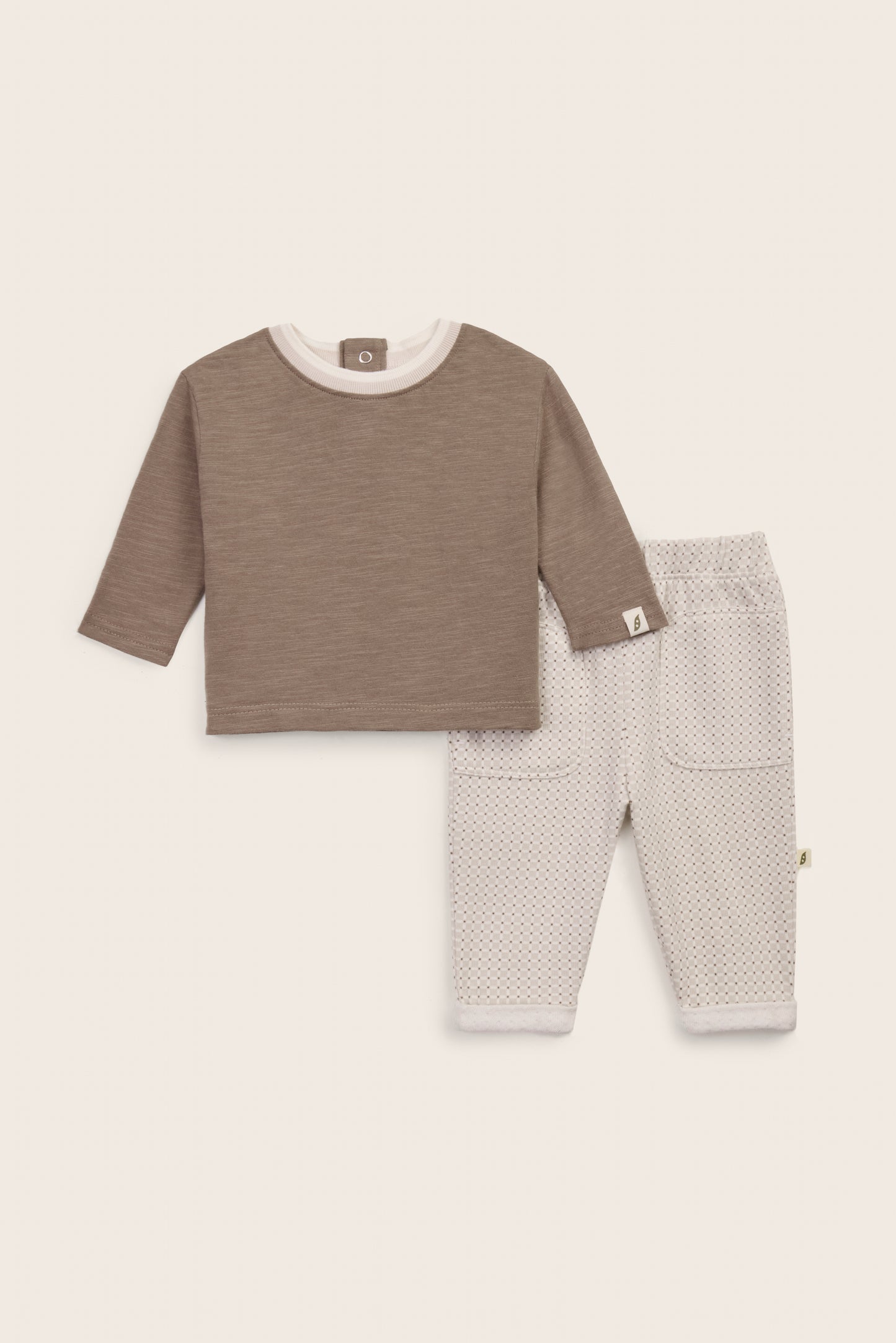 2-Piece Organic Cotton Two-Tone Collar Top and Jogger Set